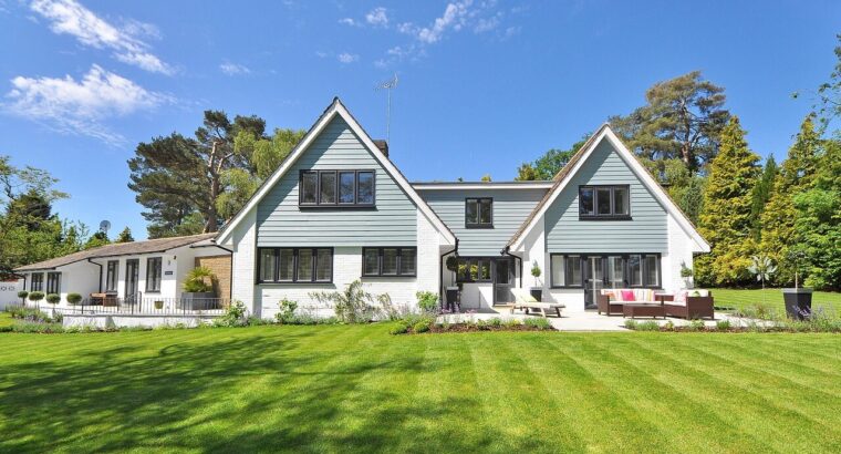 Spacious 4-Bedroom Detached Home with ...